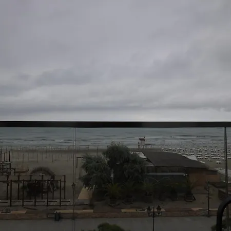 Hf - Alezzi Infinity